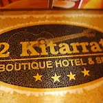 2 Kitarrat Boutique &