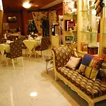 2 Kitarrat Boutique & Hotel