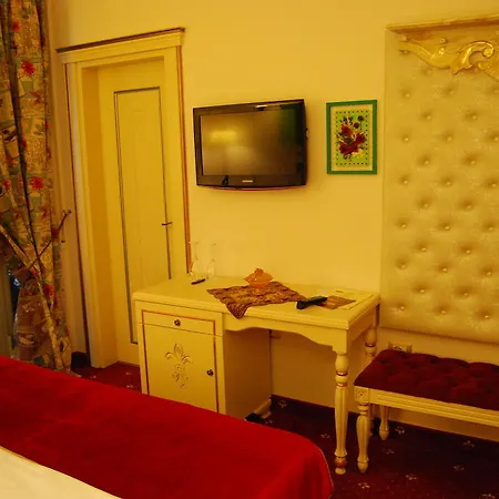 2 Kitarrat Boutique & Otel Dıraç