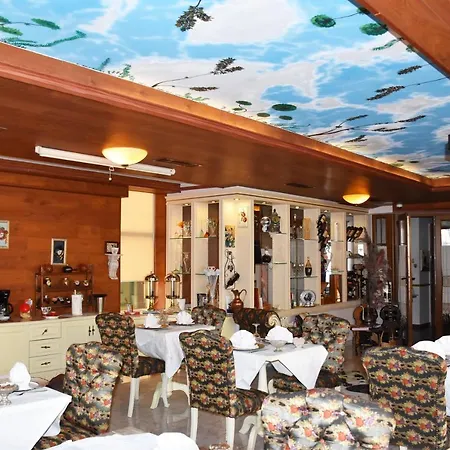 Otel 2 Kitarrat Boutique & 4*