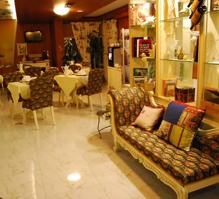 2 Kitarrat Boutique & Otel