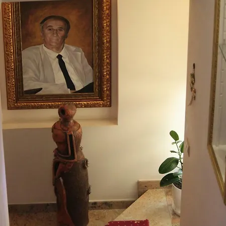 Otel 2 Kitarrat Boutique & 4*