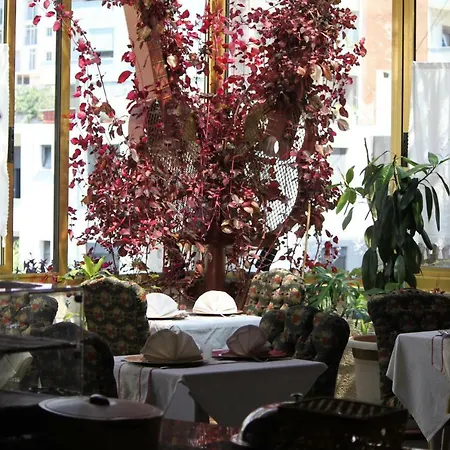 酒店 2 Kitarrat Boutique & 4*