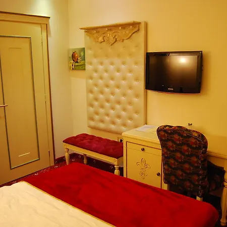 2 Kitarrat Boutique Hotel&spa 4*