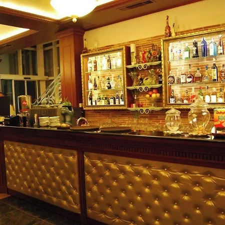 2 Kitarrat Boutique Hotel&spa 4*