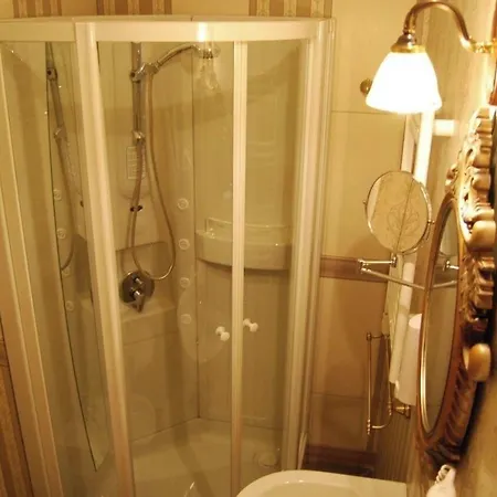 2 Kitarrat Boutique & Hotel 4*