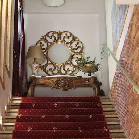 Otel 2 Kitarrat Boutique &