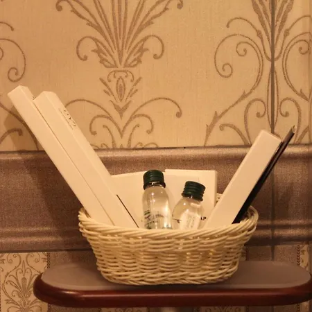 2 Kitarrat Boutique & Hotell Durrës