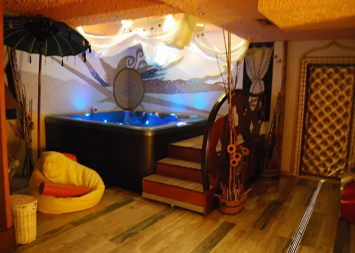 2 Kitarrat Boutique & 4* Дуррес