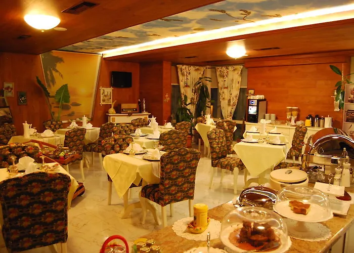 2 Kitarrat Boutique & 4*